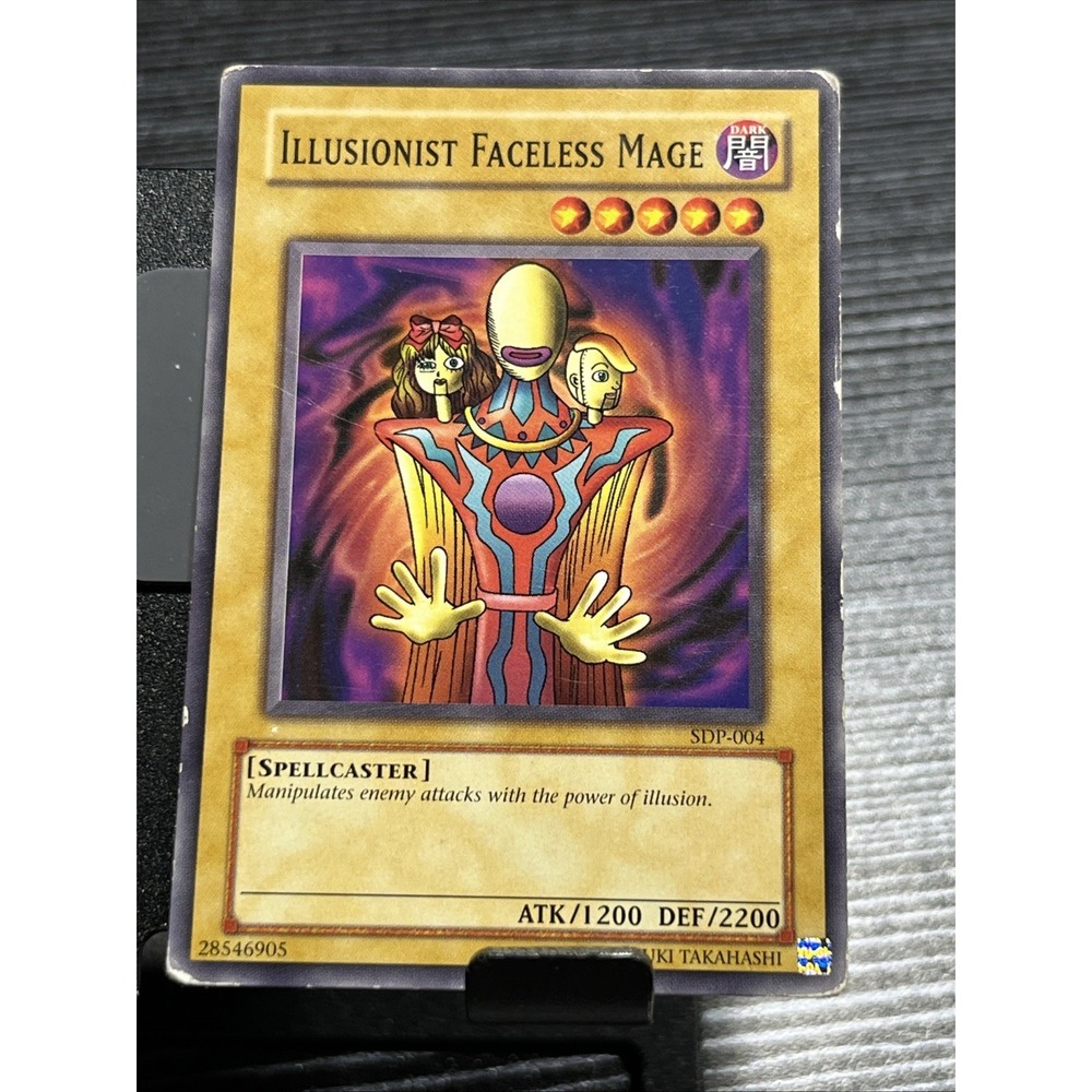 Illusionist Faceless Mage SDP-004 Yu-Gi-Oh! Common – Lightly Played